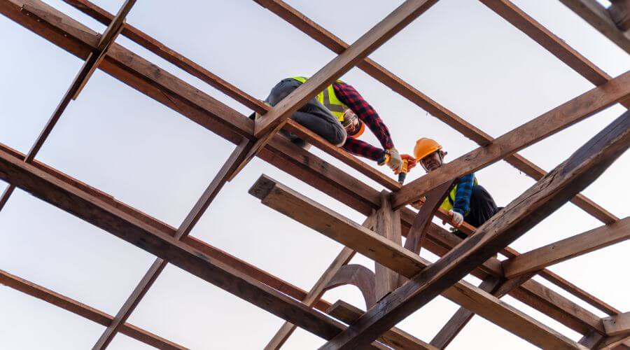 Professional residential roofers in Cleveland, MO